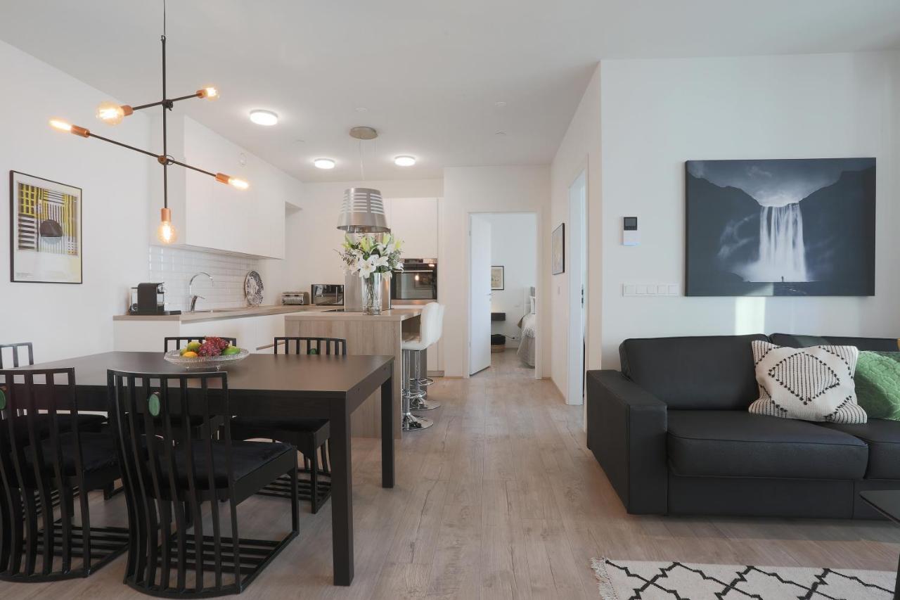 Salka Suites Luxury Apartment 2Br, 2 Bathrooms เรคยาวิก ภายนอก รูปภาพ