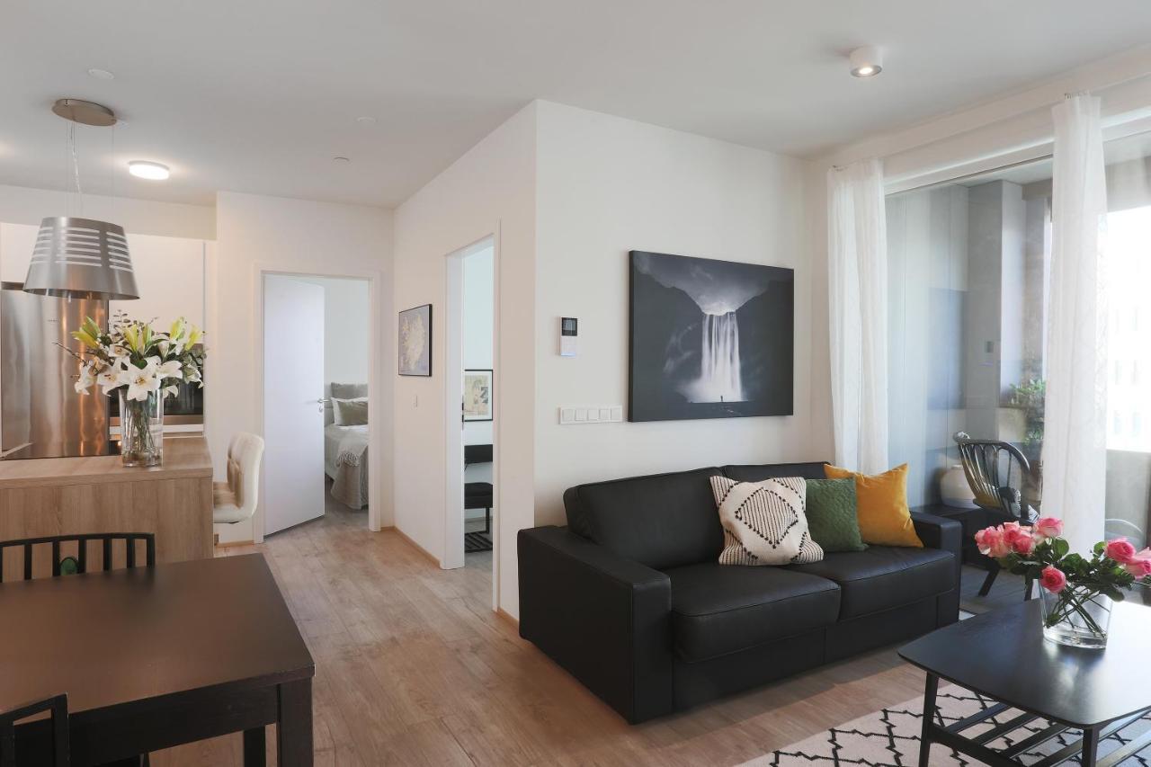 Salka Suites Luxury Apartment 2Br, 2 Bathrooms เรคยาวิก ภายนอก รูปภาพ